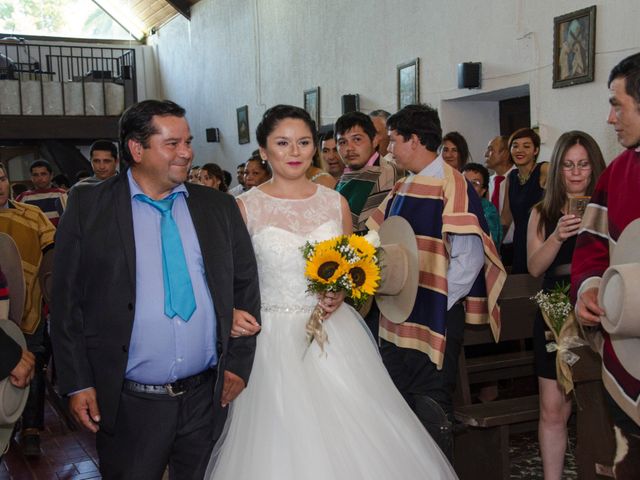 El matrimonio de José y Paula en San Clemente, Talca 7