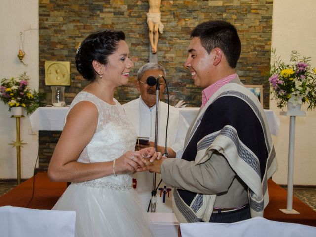 El matrimonio de José y Paula en San Clemente, Talca 9