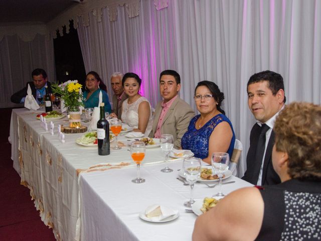 El matrimonio de José y Paula en San Clemente, Talca 32