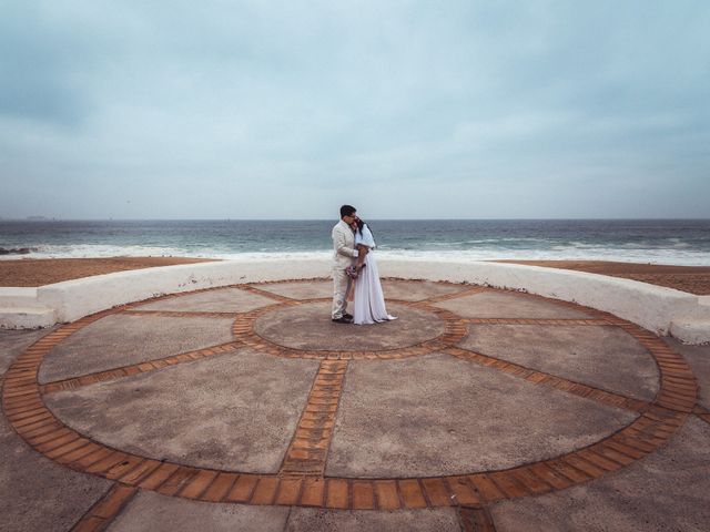 El matrimonio de Mitshael y Gabriela en Algarrobo, San Antonio 10