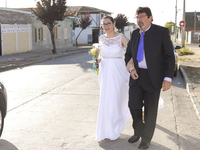 El matrimonio de Sergio y Paola en El Tabo, San Antonio 9