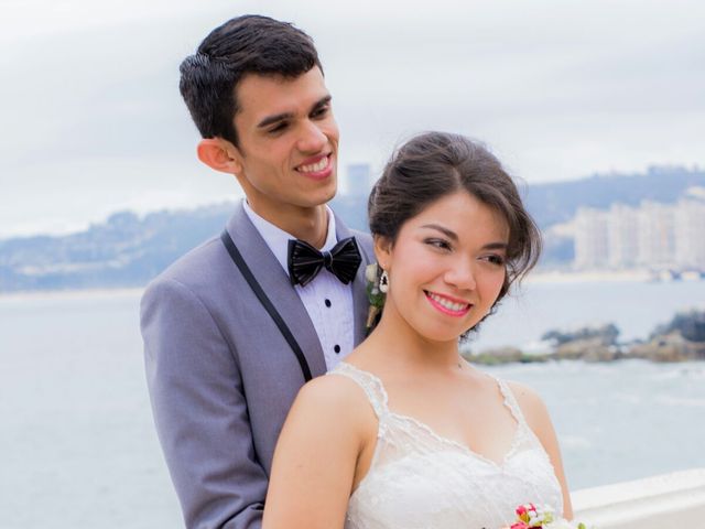 El matrimonio de Camilo Bucarey y Marjorie Henriquez en Viña del Mar, Valparaíso 2