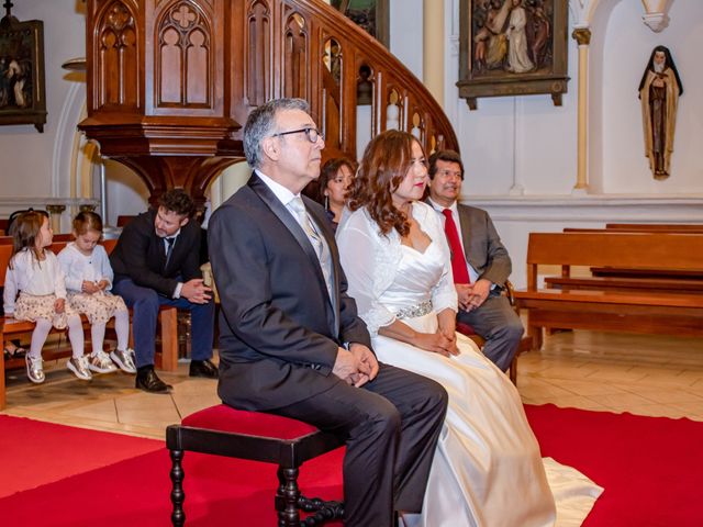 El matrimonio de Juan Carlos y Fabiola en San Miguel, Santiago 16