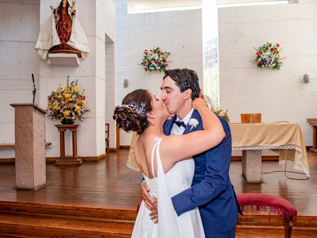 El matrimonio de Eduardo y Soledad en Lampa, Chacabuco 38