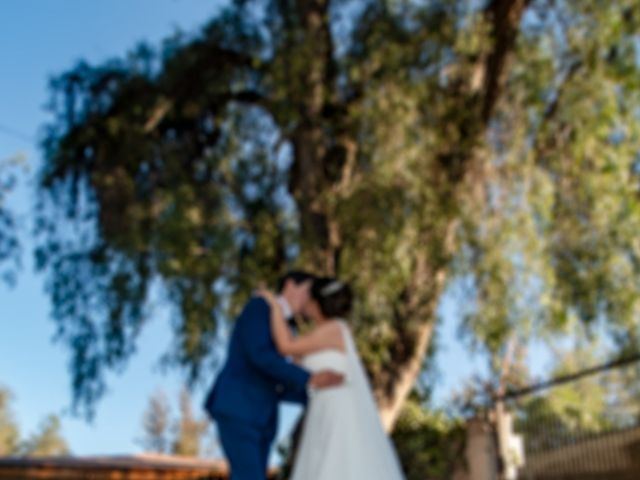 El matrimonio de Eduardo y Soledad en Lampa, Chacabuco 44