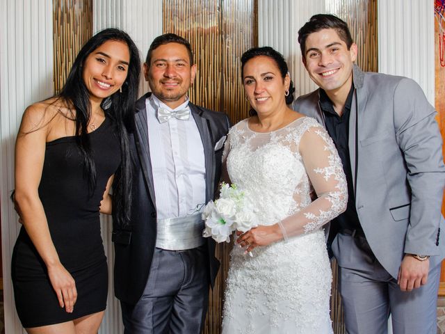 El matrimonio de Lismari y Efrain en Puerto Montt, Llanquihue 30