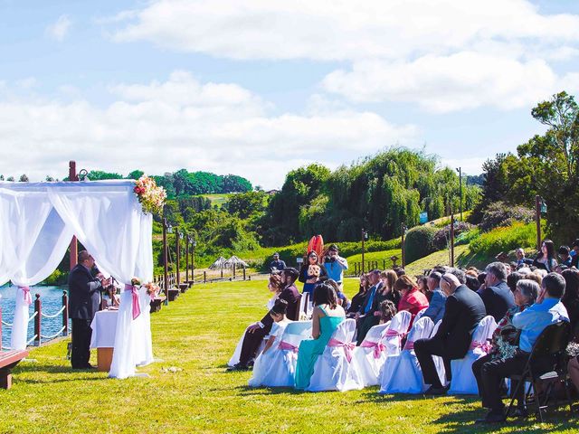 El matrimonio de Héctor y Yohana en Frutillar, Llanquihue 21