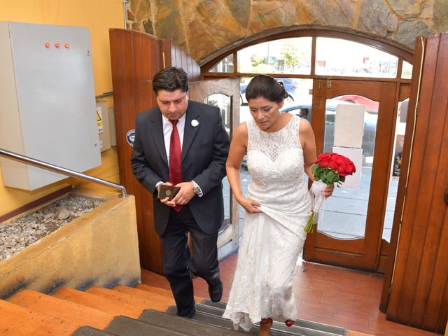 El matrimonio de Darwin y Sandra en Puerto Montt, Llanquihue 13