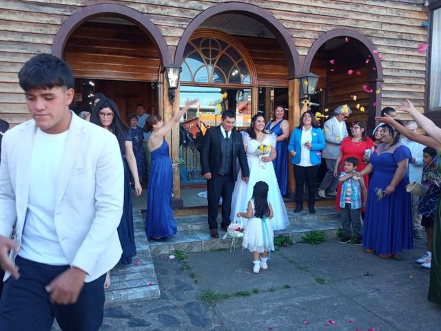 El matrimonio de Ivonne y Adan  en Futrono, Ranco 3