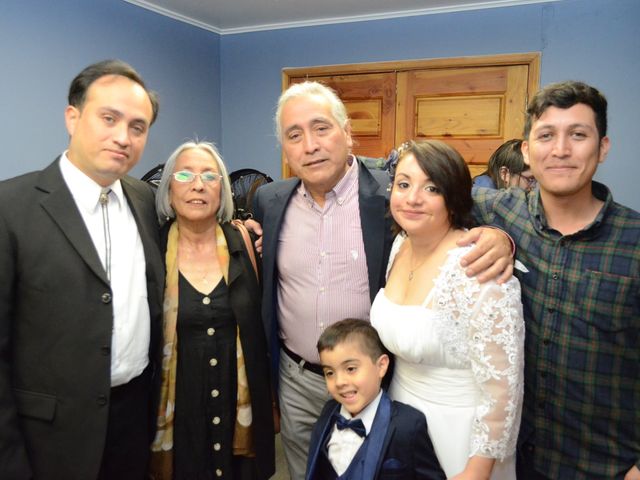 El matrimonio de Carlos   y Christhyl   en Cerrillos, Santiago 5