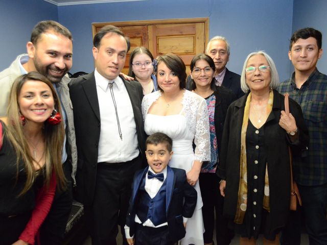El matrimonio de Carlos   y Christhyl   en Cerrillos, Santiago 2
