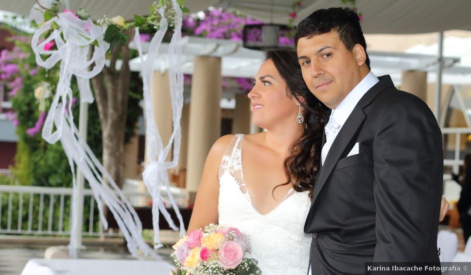 El matrimonio de Bastián y Llanina en Pucón, Cautín