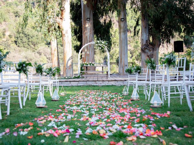 El matrimonio de Cristian y Evelyn en San José de Maipo, Cordillera 10