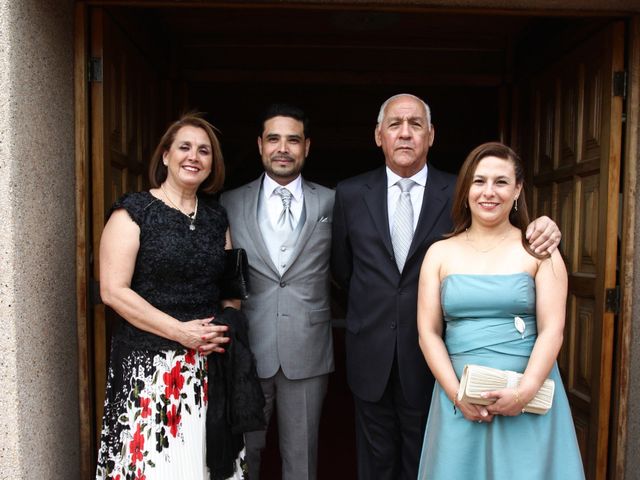 El matrimonio de Carlos y Carolina en Huechuraba, Santiago 3