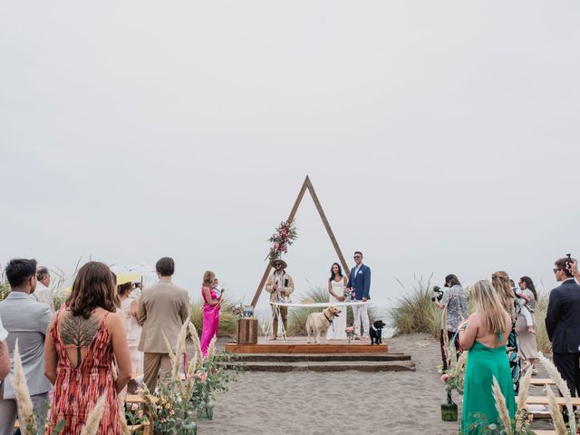 El matrimonio de Rodrigo y Adriana en Pichilemu, Cardenal Caro 9