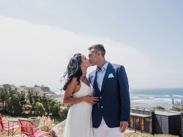 El matrimonio de Rodrigo y Adriana en Pichilemu, Cardenal Caro 1