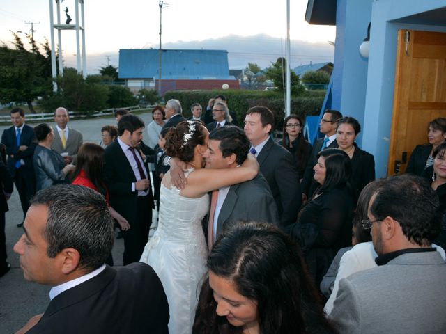 El matrimonio de Carlos y Camila en Punta Arenas, Magallanes 127