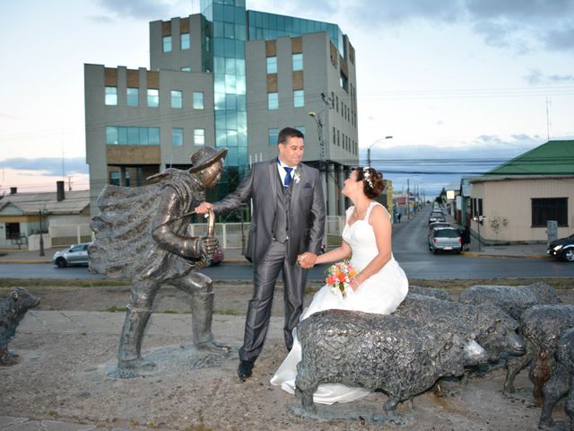 El matrimonio de Carlos y Camila en Punta Arenas, Magallanes 140