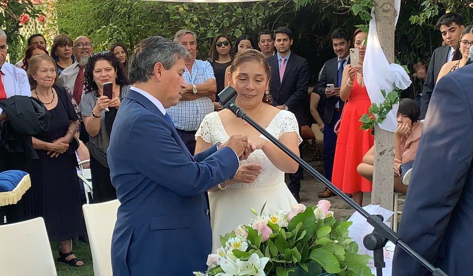 El matrimonio de Angela y Carlos en Puente Alto, Cordillera