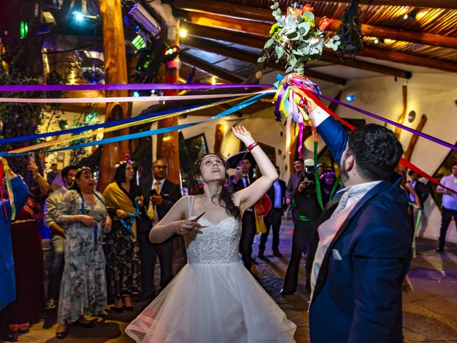 El matrimonio de Ricardo y Victoria en San José de Maipo, Cordillera 1