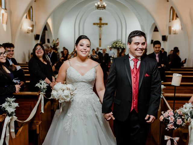 El matrimonio de John y Carolina en Santiago, Santiago 28