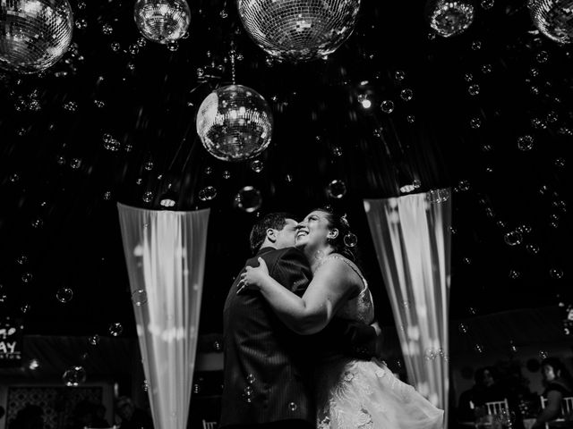 El matrimonio de John y Carolina en Santiago, Santiago 33