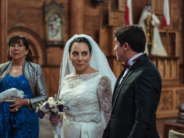 El matrimonio de Mauricio y Betania en Castro, Chiloé 10