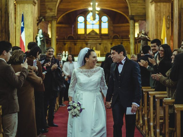 El matrimonio de Mauricio y Betania en Castro, Chiloé 13