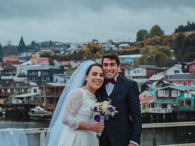 El matrimonio de Mauricio y Betania en Castro, Chiloé 14