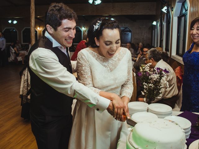 El matrimonio de Mauricio y Betania en Castro, Chiloé 25