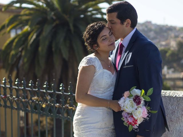 El matrimonio de Sebastian y Yara en Valparaíso, Valparaíso 1