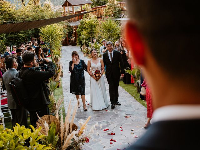 El matrimonio de Benjamin y Alejandra en San José de Maipo, Cordillera 9