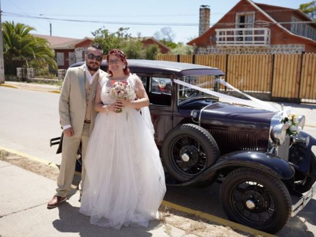 El matrimonio de Juan Carlos y Pebbels en El Tabo, San Antonio 6