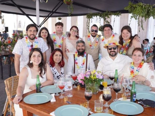 El matrimonio de Juan Carlos y Pebbels en El Tabo, San Antonio 24