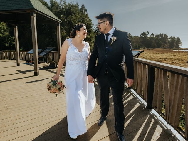 El matrimonio de Nicolás y Miriam en Coronel, Concepción 17