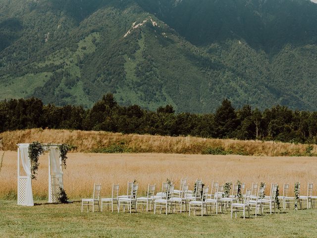 El matrimonio de Joshua y Angel en Puerto Varas, Llanquihue 6