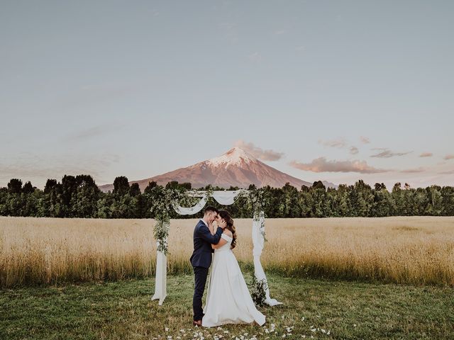 El matrimonio de Joshua y Angel en Puerto Varas, Llanquihue 2