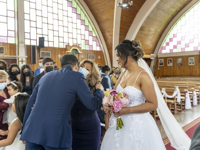 El matrimonio de Felipe y Sandy en Puerto Montt, Llanquihue 10