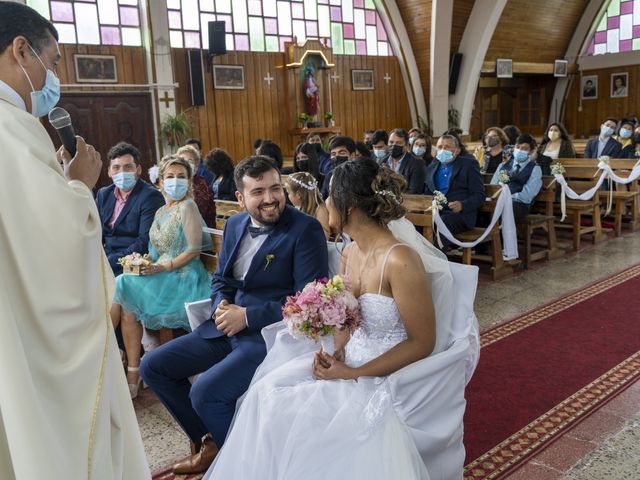 El matrimonio de Felipe y Sandy en Puerto Montt, Llanquihue 13