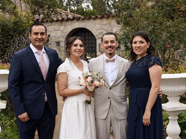 El matrimonio de Víctor y Isabel en El Quisco, San Antonio 115