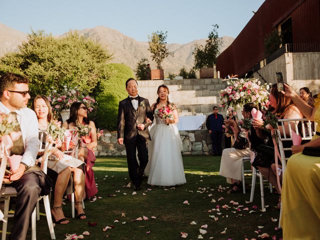 El matrimonio de Santiago y Benyan en Peñalolén, Santiago 13