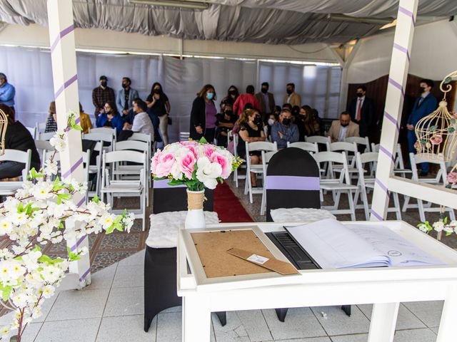 El matrimonio de Jennifer y Sebastián en Lampa, Chacabuco 17