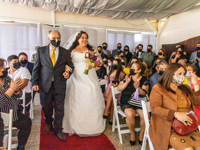 El matrimonio de Jennifer y Sebastián en Lampa, Chacabuco 23