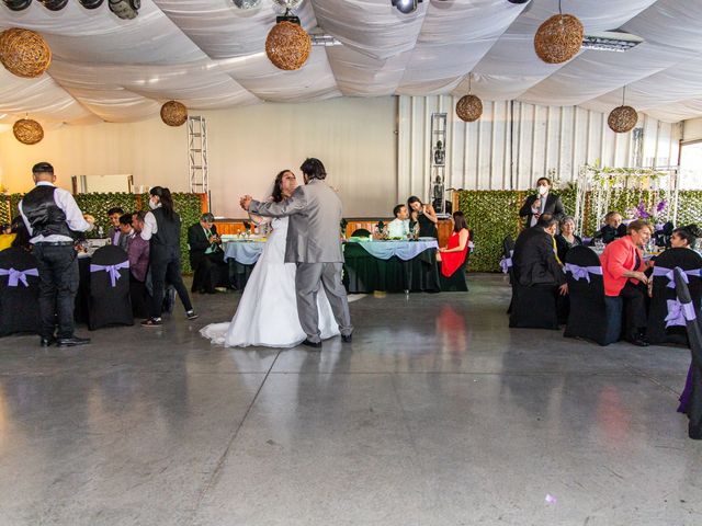 El matrimonio de Jennifer y Sebastián en Lampa, Chacabuco 35