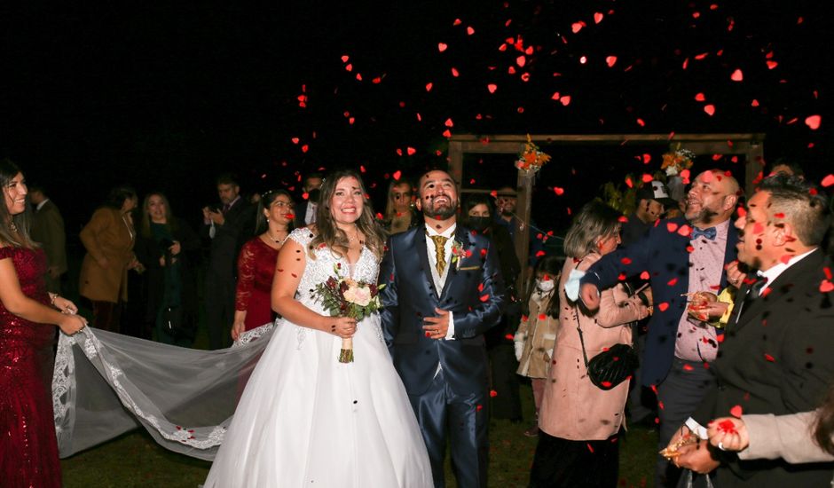 El matrimonio de Teo  y Olga en Coronel, Concepción