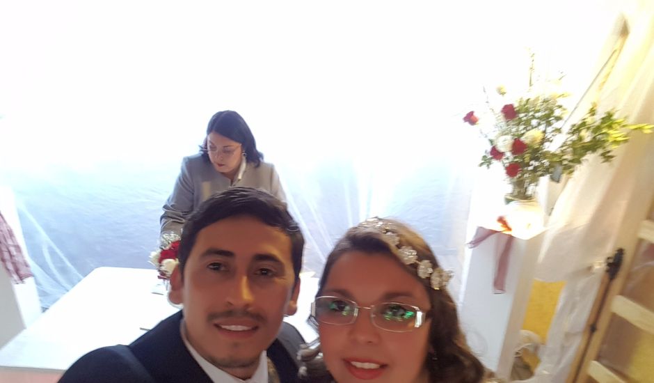 El matrimonio de Cynthia y Claudio en La Pintana, Santiago