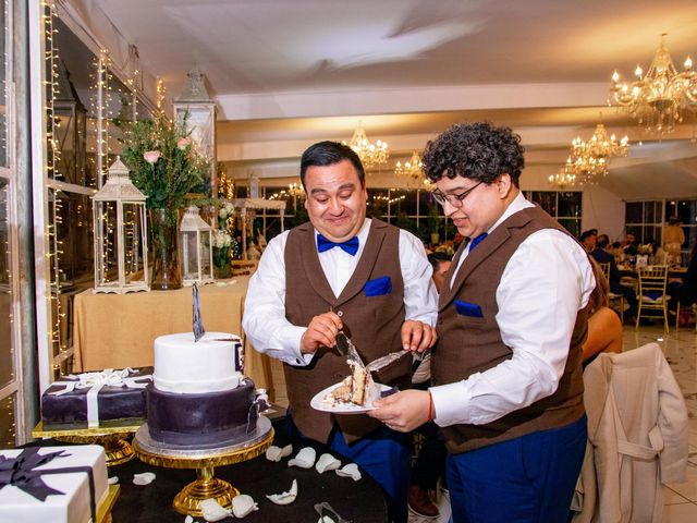 El matrimonio de Francisco  y Bernardo  en Lampa, Chacabuco 510