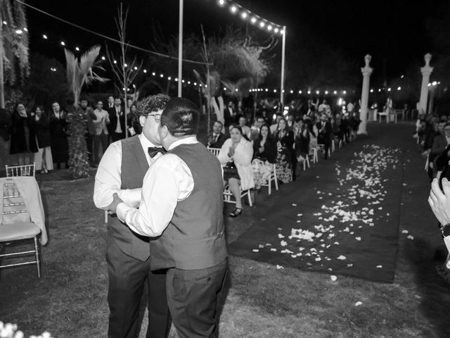 El matrimonio de Francisco  y Bernardo  en Lampa, Chacabuco 161