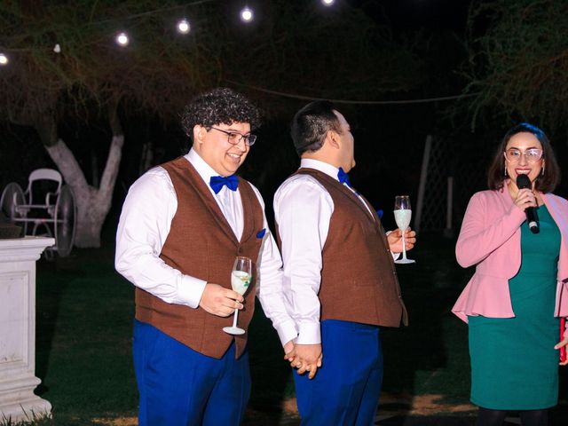 El matrimonio de Francisco  y Bernardo  en Lampa, Chacabuco 204