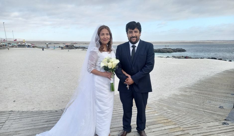 El matrimonio de María Carolina y Alex en Caldera, Copiapó